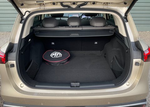 MG MGS6 EV 77kWh TROPHY 11