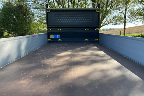 Volkswagen Crafter CR35 Tdi 140 ps Startline Dropside Truck 11