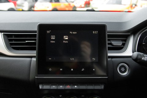 Renault Captur TECHNO E-TECH 30