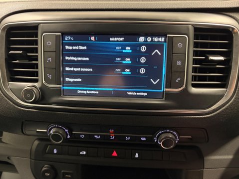 Peugeot Expert 2.0 BlueHDi 1400 Professional Plus Standard Panel Van MWB Euro 6 (s/s) 6dr 18