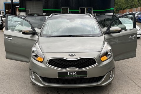 Kia Carens 3 SAT NAV ECODYNAMICS CRDI - PAN ROOF -7 SEATS -LEATHER - CRUISE -NEW MOT 10