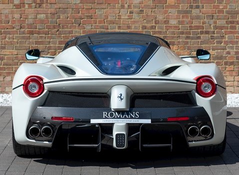 Ferrari LaFerrari Aperta 5