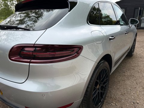 Porsche Macan GTS PDK 25