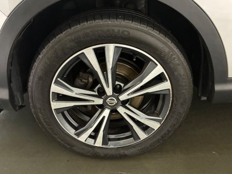 Nissan Qashqai 1.5 dCi N-Connecta Euro 6 (s/s) 5dr 35
