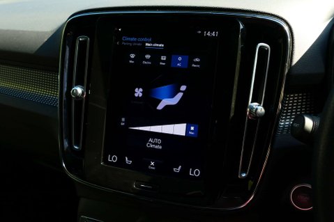 Volvo XC40 1.5 XC40 R-Design T3 Auto 5dr 34