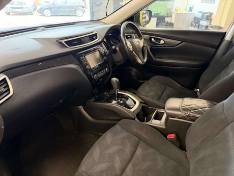 Nissan X-Trail 1.6 dCi n-tec SUV 5dr Diesel XTRON Euro 6 (s/s) (130 ps) 9