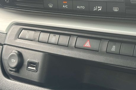 Toyota Proace Verso 2.0D Family Medium MPV 5dr Diesel Auto MWB Euro 6 (s/s) (8 Seat) (180 ps) 46