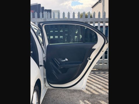 Mercedes-Benz A Class 1.5 A 180 SE D Auto 5dr 47