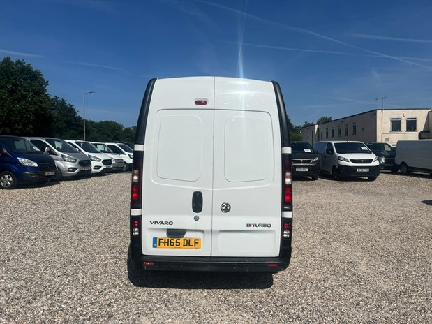Vauxhall Vivaro LWB High Roof L2H2 120 Bi Turbo Air Con 1 Owner 7