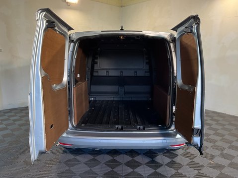 Volkswagen Caddy 2.0 TDI C20 Commerce Plus SWB Euro 6 (s/s) 5dr 7