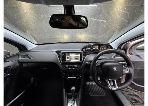 Peugeot 208 1.6 VTi Allure Hatchback 5dr Petrol Auto Euro 5 (120 ps) 38