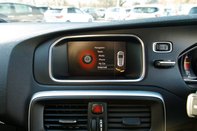 Volvo V40 T2 R-DESIGN NAV PLUS 28