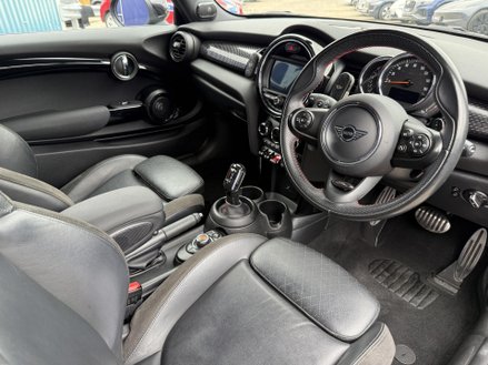 Mini Hatch 2.0 Cooper S Sport Hatchback 3dr Petrol Steptronic Euro 6 (s/s) (192 ps)