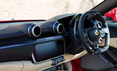 Ferrari Portofino 18