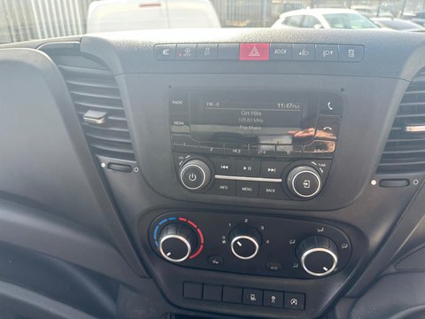 Iveco Daily 35S14B TOOLPOD TIPPER 18