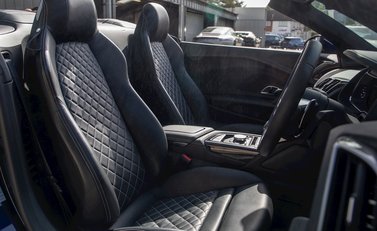 Audi R8 V10 Spyder 14