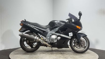 Kawasaki ZZR 1991 CLASSIC SPORTS TOURER PROJECT BIKE SPARES OR REPAIR 600CC