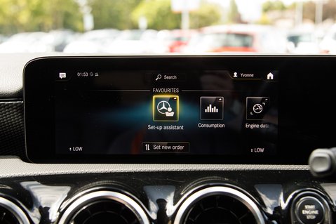 Mercedes-Benz A Class A 180 SPORT EXECUTIVE EDITION 27