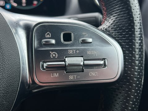 Mercedes-Benz A Class A 200 D AMG LINE PREMIUM 30