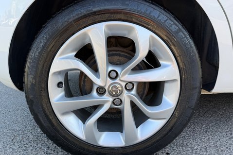 Vauxhall Corsa EXCITE AC ECOFLEX - HUGE SPEC - AIRCON - HEATED SEATS & STEERING WHEEL 46