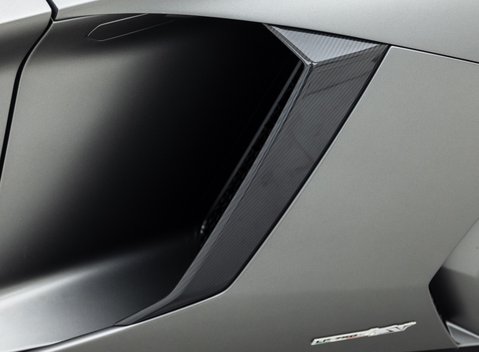 Lamborghini Aventador SV LP 750-4 Roadster 32