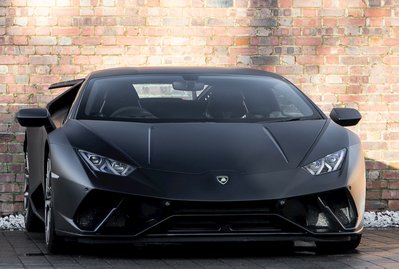 Lamborghini Huracan LP640-4 Performante