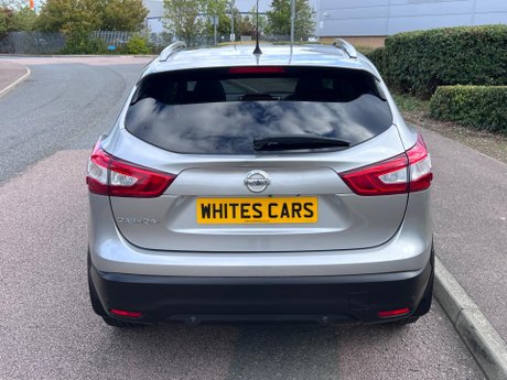 Nissan Qashqai 1.6 dCi Tekna 2WD Euro 6 (s/s) 5dr 59