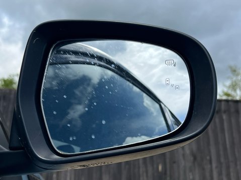 Suzuki Vitara SZ-T BOOSTERJET MHEV 21
