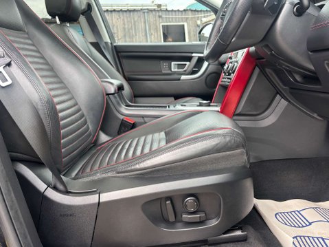 Land Rover Discovery Sport 2.0 TD4 HSE Dynamic Lux SUV 5dr Diesel Auto 4WD Euro 6 (s/s) (180 ps) 65