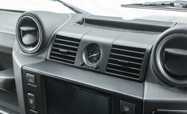Land Rover Defender 90 TD XS OVERFINCH 23
