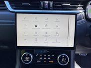 Jaguar F-Pace 2.0 D200 MHEV R-Dynamic HSE Black Auto AWD Euro 6 (s/s) 5dr 79