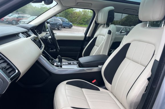 Land Rover Range Rover Sport HSE DYNAMIC AUTO P400e PETROL HYBRID PAN ROOF 29
