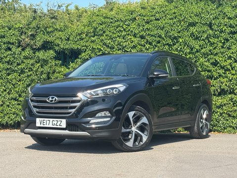 Hyundai TUCSON 2.0 CRDi Premium SE SUV 5dr Diesel Manual 4WD Euro 6 (136 ps) 2