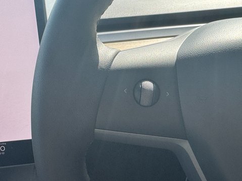 Tesla Model Y SUV 5dr Electric Auto RWD (346 ps) 15