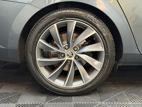 Skoda Superb 2.0 TDI Laurin & Klement Euro 6 (s/s) 5dr 24