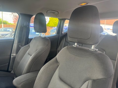 Jeep Renegade 1.4T MultiAirII Longitude DDCT Euro 6 (s/s) 5dr 29