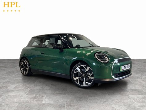 Mini Electric Cooper E 40.7kWh Exclusive Hatchback 3dr Electric Auto (184 ps) 1 Owner - Sensors