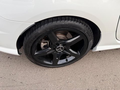 Mercedes-Benz SLK 1.8 SLK200 AMG Sport G-Tronic+ Euro 5 (s/s) 2dr 25