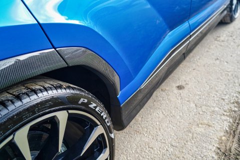 Lamborghini Urus V8 23