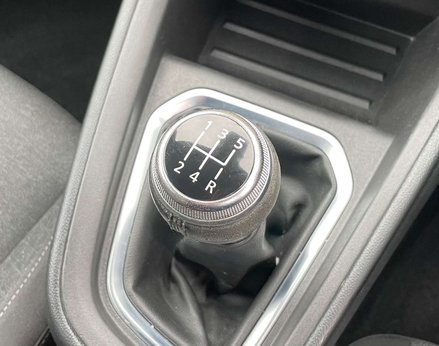 Renault Clio 1.0 Clio Iconic Bose TCe 5dr 44