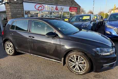 Volkswagen Golf SE NAVIGATION TDI