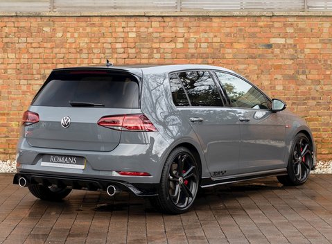Volkswagen Golf GTI TCR 7