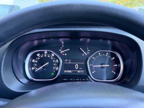 Vauxhall Vivaro 1.5 Turbo D 2900 Dynamic Panel Van 6dr Diesel Manual L2 H1 Euro 6 (s/s) (10 28