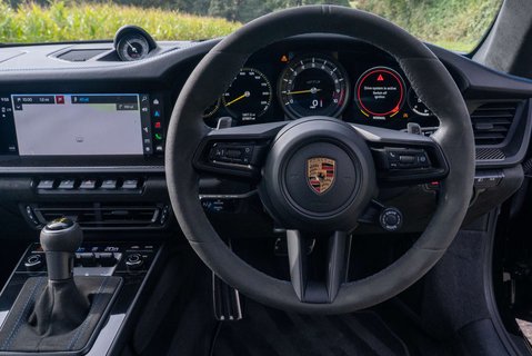 Porsche 911 4.0 992 GT3 PDK 12