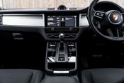 Porsche Macan S PDK. PANO ROOF. BOSE SOUND SYSTEM. HEATED FRONT SEATS. REVERSING CAMERA. 18