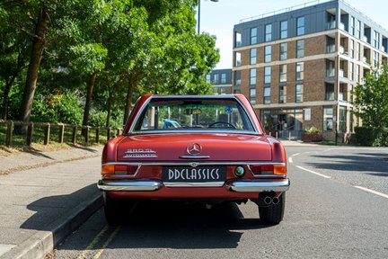 Mercedes-Benz SL Series 280SL Pagoda 12