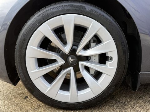 Tesla Model 3 (Dual Motor) Long Range Saloon 4dr Electric Auto 4WDE (346 ps) 17