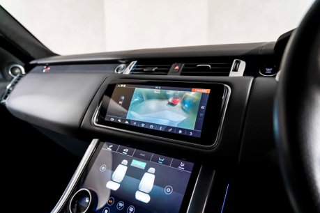 Land Rover Range Rover Sport SVR CARBON EDITION. DEPLOYABLE SIDE STEPS. MATRIX LEDs. CARBON FIBRE ENGINE BAY 36