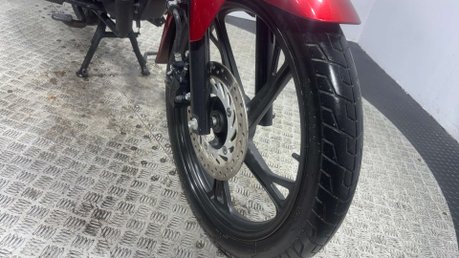 Honda CB 2021 ONLY 11K NEW MOT SERVICED ICONIC 125CC LEARNER COMMUTER BIKE 9