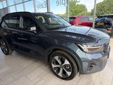 Volvo XC40 2.0 B4 MHEV Plus Dark DCT Auto Euro 6 (s/s) 5dr 3